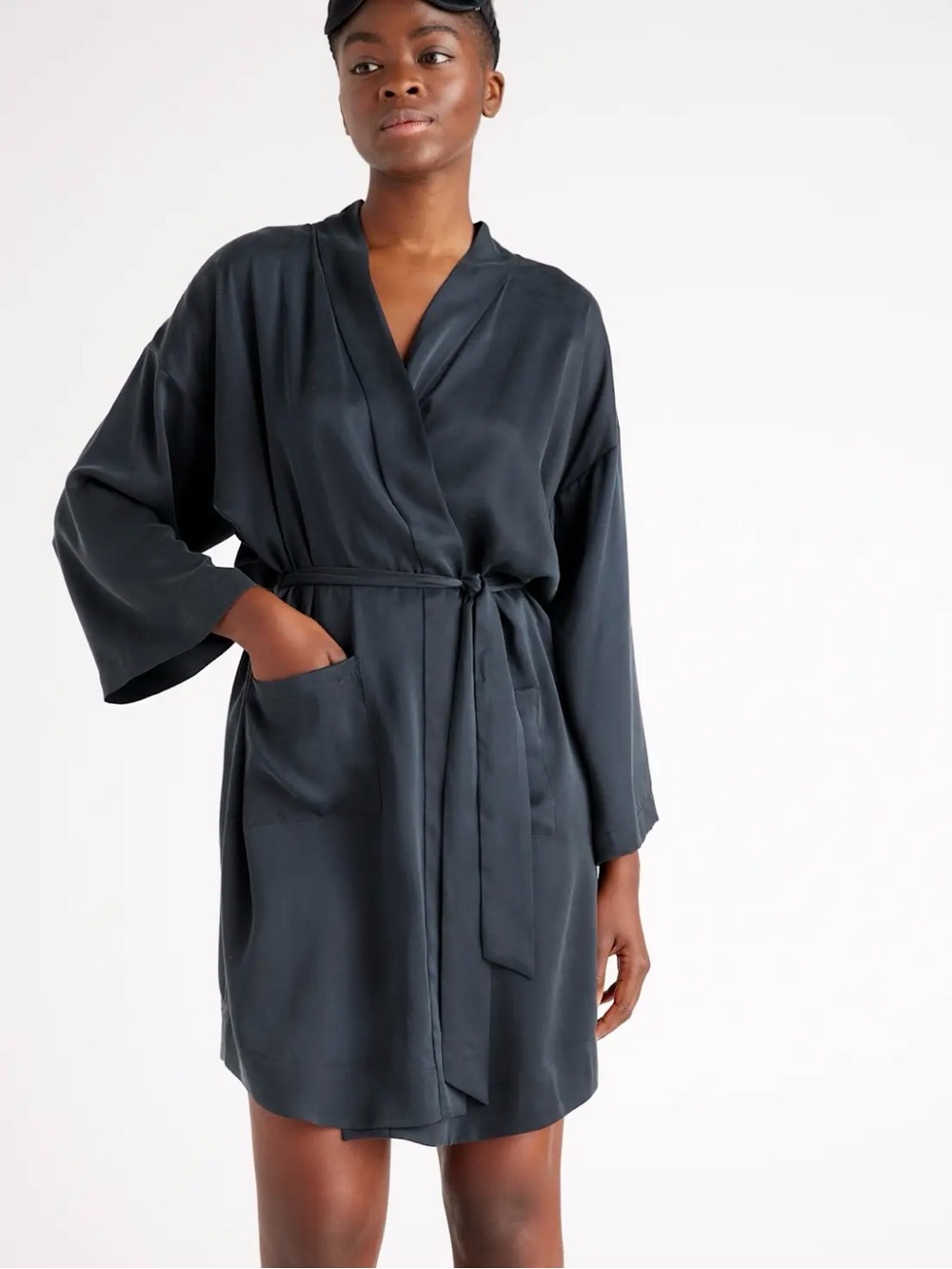 Quince Women’s 100% Silk Washable Robe Black Loungewear Sleepwear Resort OS